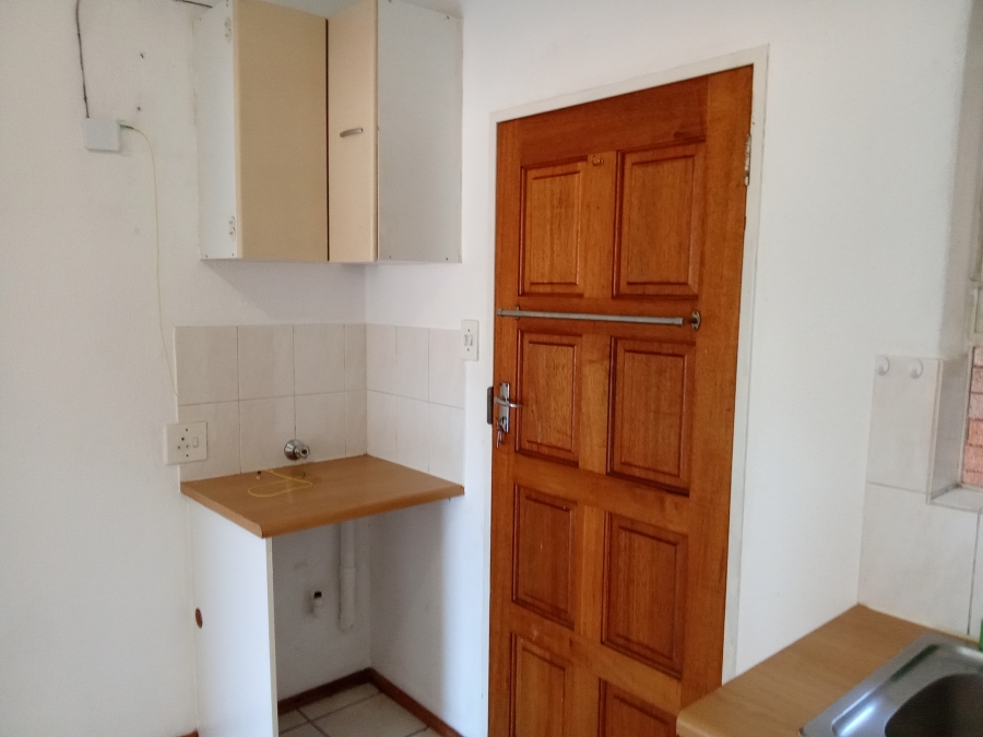 2 Bedroom Property for Sale in Wilro Park Gauteng