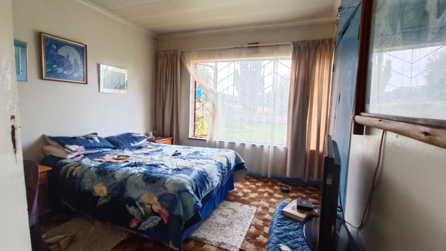 5 Bedroom Property for Sale in Middelvlei A H Gauteng