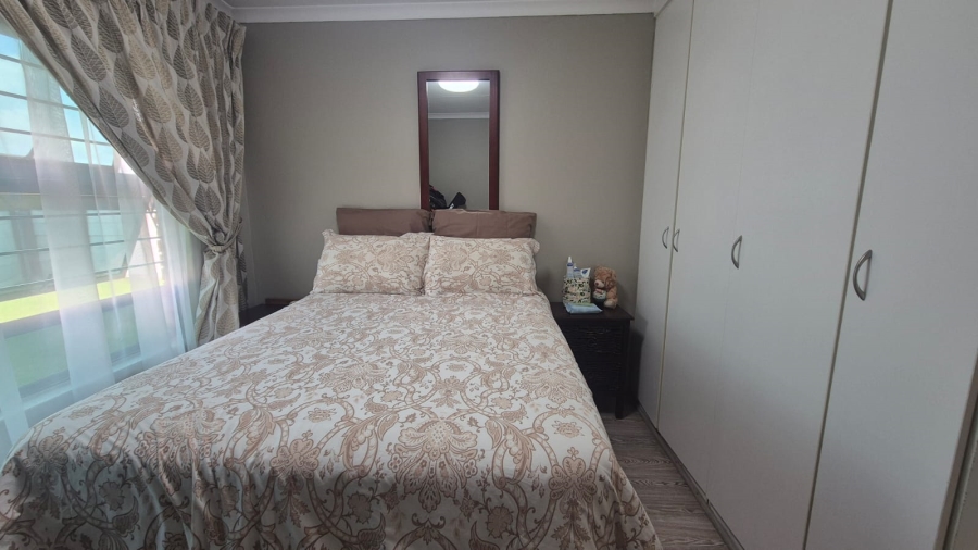 2 Bedroom Property for Sale in Greenhills Ext 3 Gauteng