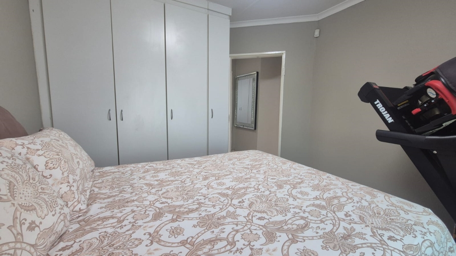 2 Bedroom Property for Sale in Greenhills Ext 3 Gauteng