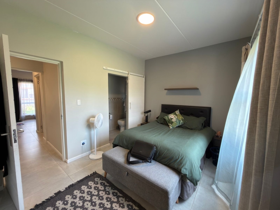 To Let 2 Bedroom Property for Rent in Equestria Gauteng