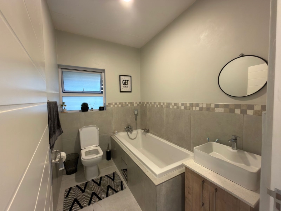 To Let 2 Bedroom Property for Rent in Equestria Gauteng