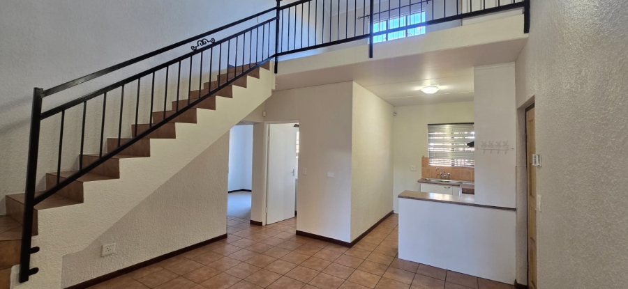 To Let 3 Bedroom Property for Rent in Die Hoewes Gauteng