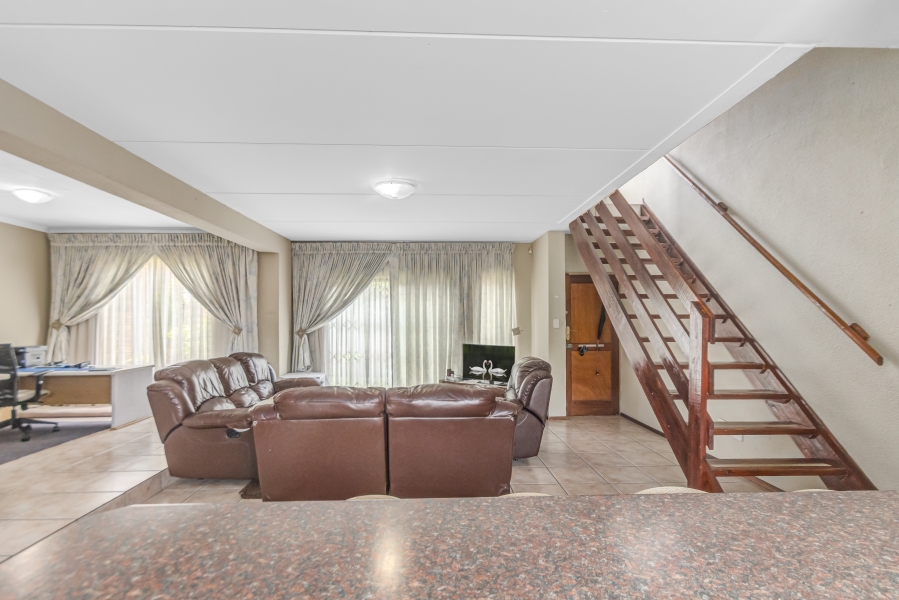 To Let 3 Bedroom Property for Rent in Sundowner Gauteng