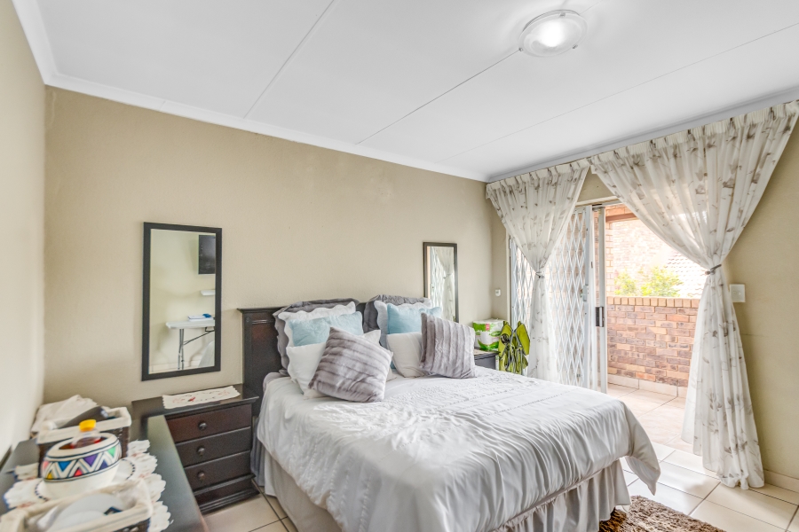 To Let 3 Bedroom Property for Rent in Sundowner Gauteng