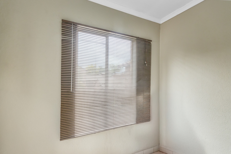 To Let 3 Bedroom Property for Rent in Sundowner Gauteng