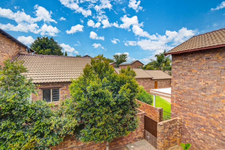 To Let 3 Bedroom Property for Rent in Sundowner Gauteng