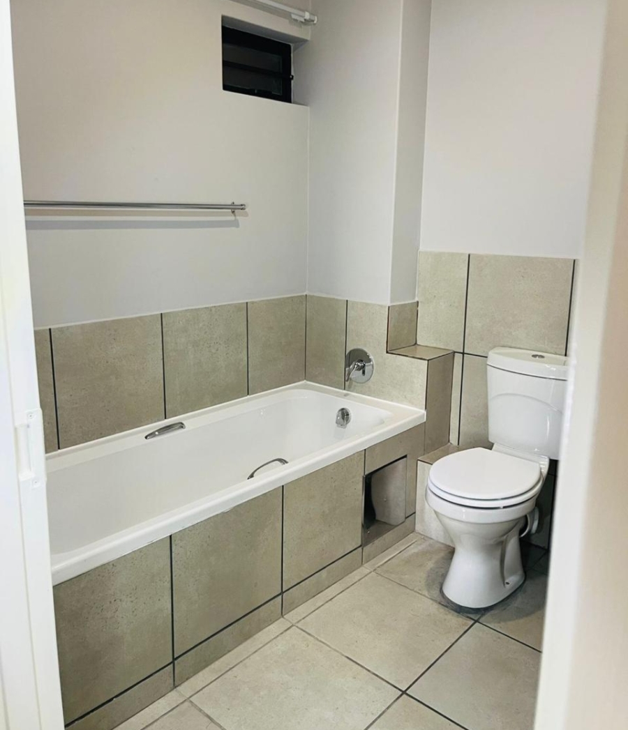 2 Bedroom Property for Sale in Fourways Gauteng