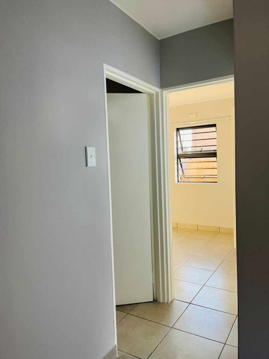 2 Bedroom Property for Sale in Fourways Gauteng