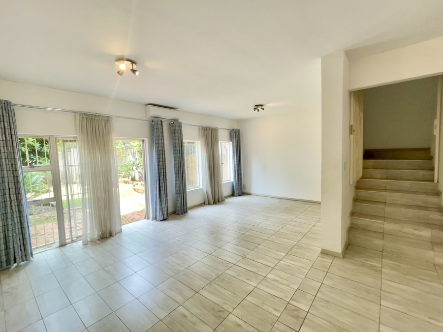 To Let 3 Bedroom Property for Rent in Bryanston Gauteng