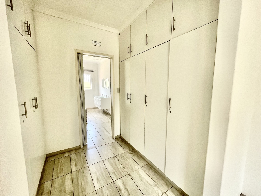 To Let 3 Bedroom Property for Rent in Bryanston Gauteng