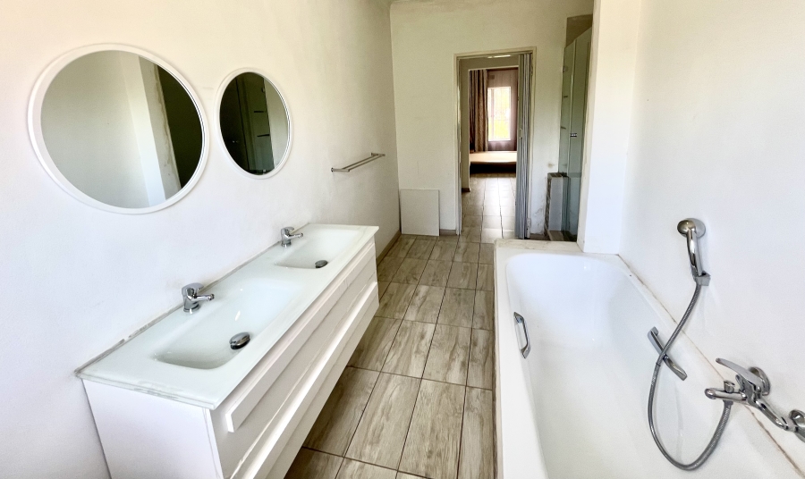 To Let 3 Bedroom Property for Rent in Bryanston Gauteng