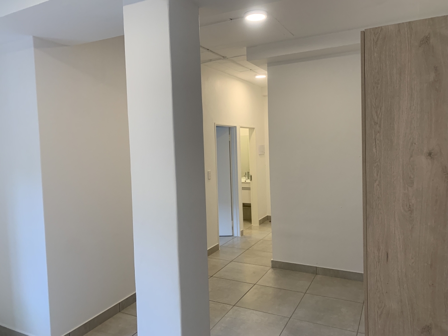 To Let 2 Bedroom Property for Rent in Illovo Gauteng