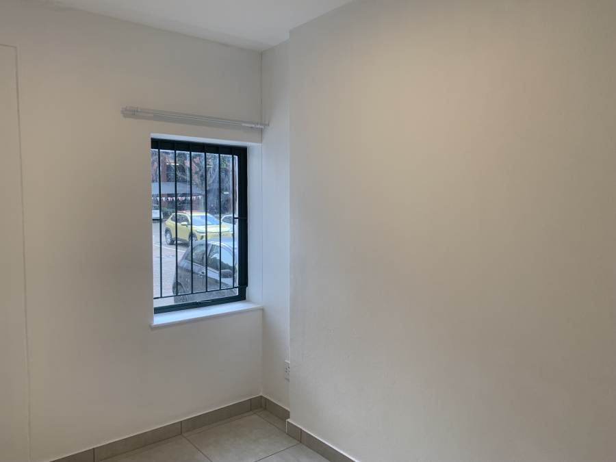 To Let 2 Bedroom Property for Rent in Illovo Gauteng