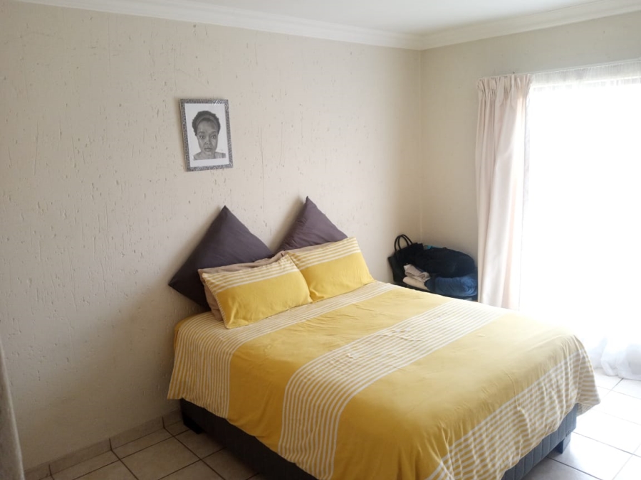 To Let 2 Bedroom Property for Rent in Ravenswood Gauteng