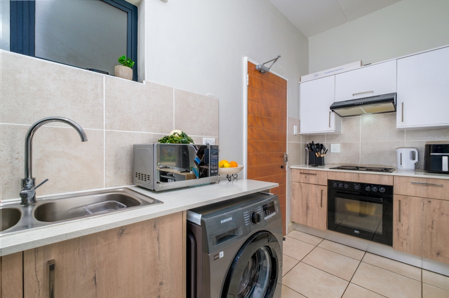 1 Bedroom Property for Sale in Bergbron Gauteng