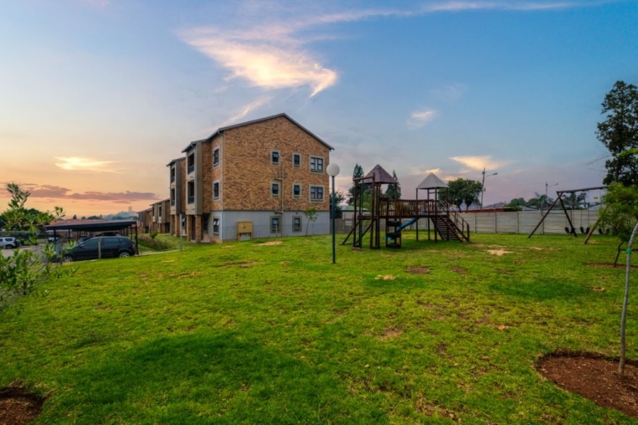 1 Bedroom Property for Sale in Bergbron Gauteng