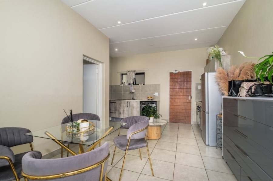 1 Bedroom Property for Sale in Bergbron Gauteng