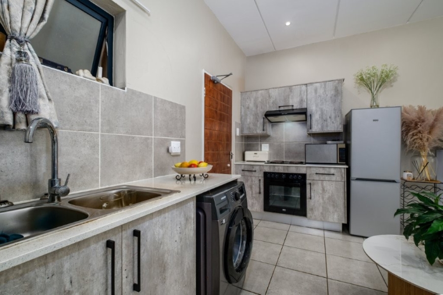 1 Bedroom Property for Sale in Bergbron Gauteng