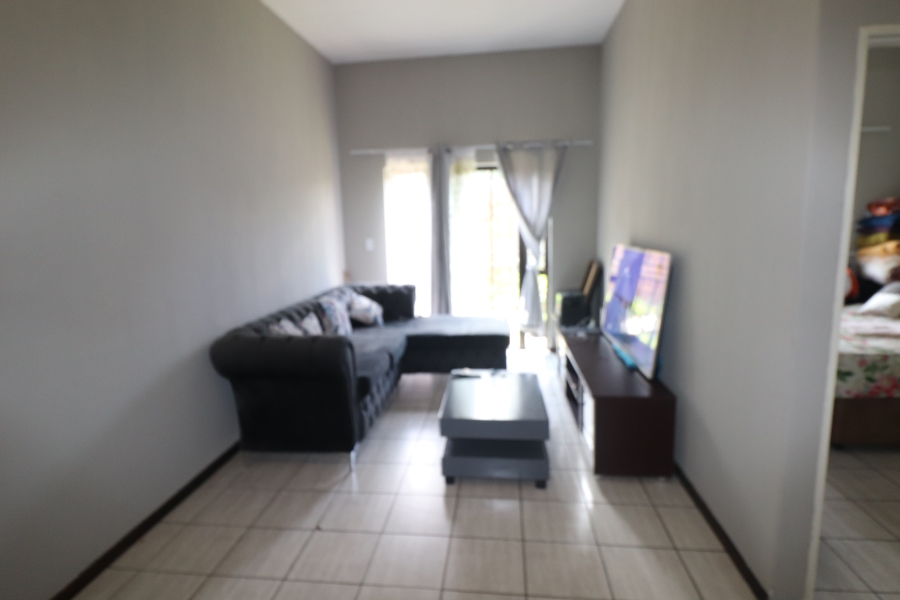 To Let 1 Bedroom Property for Rent in Birchleigh Gauteng