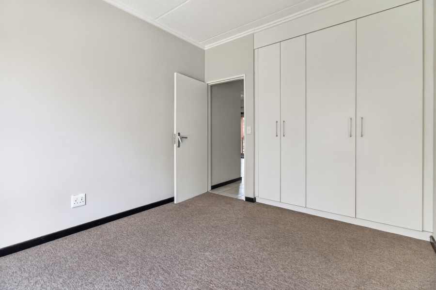 2 Bedroom Property for Sale in Craigavon Gauteng