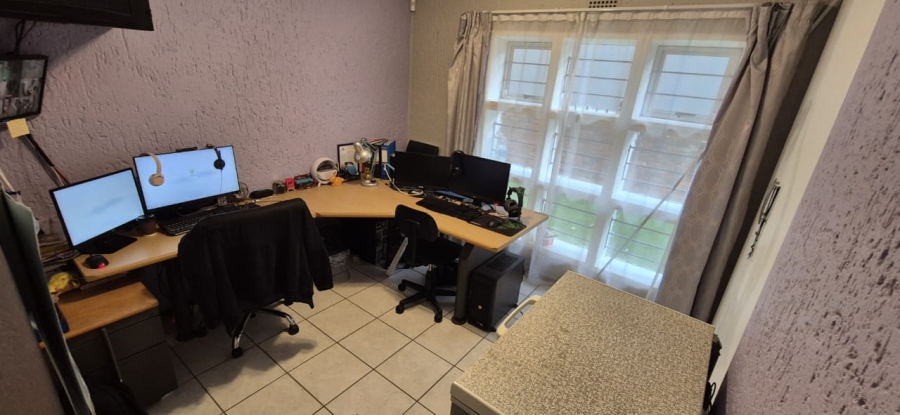 2 Bedroom Property for Sale in Winchester Hills Gauteng