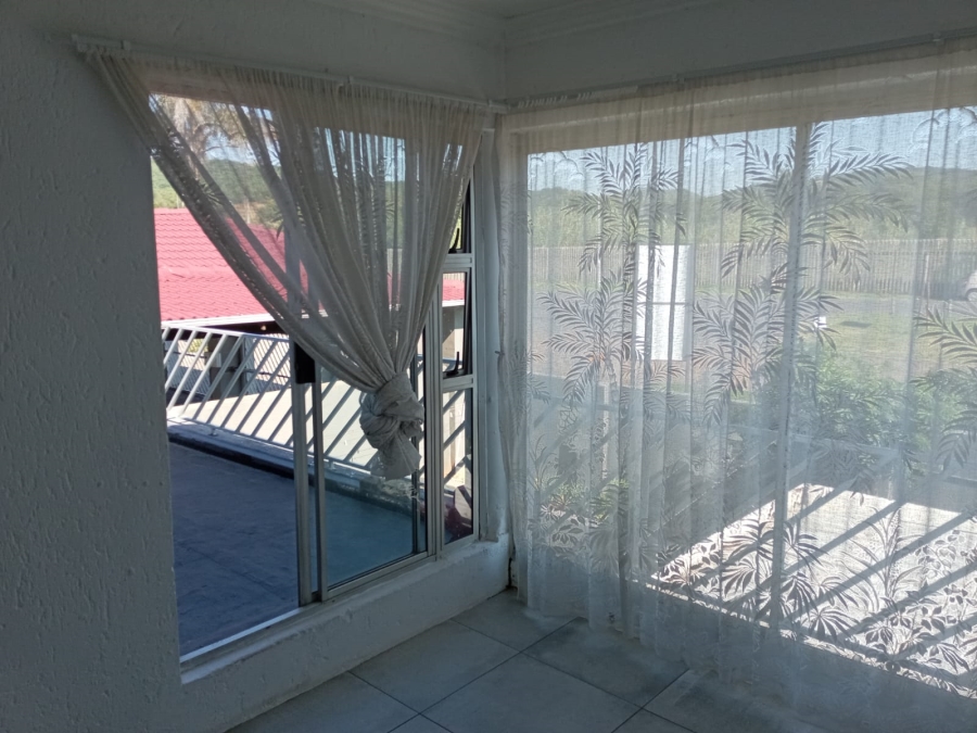 1 Bedroom Property for Sale in Mulbarton Gauteng