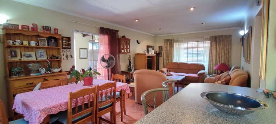 2 Bedroom Property for Sale in Wierda Park Gauteng