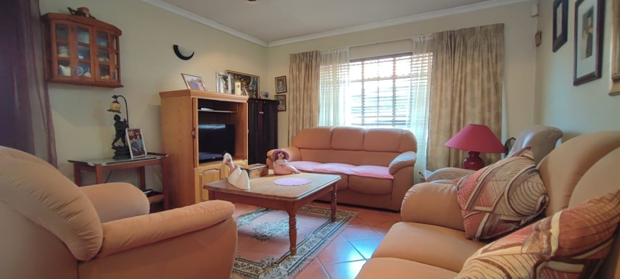 2 Bedroom Property for Sale in Wierda Park Gauteng