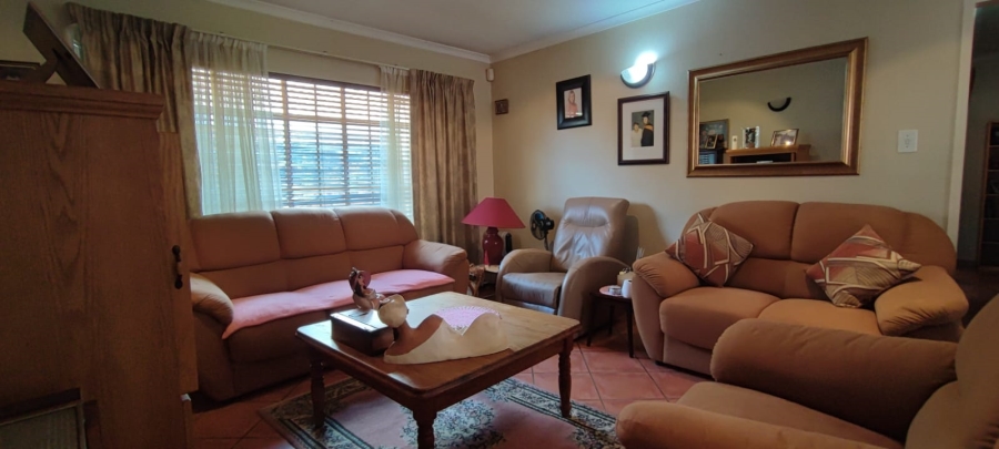 2 Bedroom Property for Sale in Wierda Park Gauteng