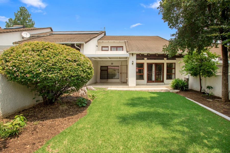 3 Bedroom Property for Sale in Bryanston Gauteng