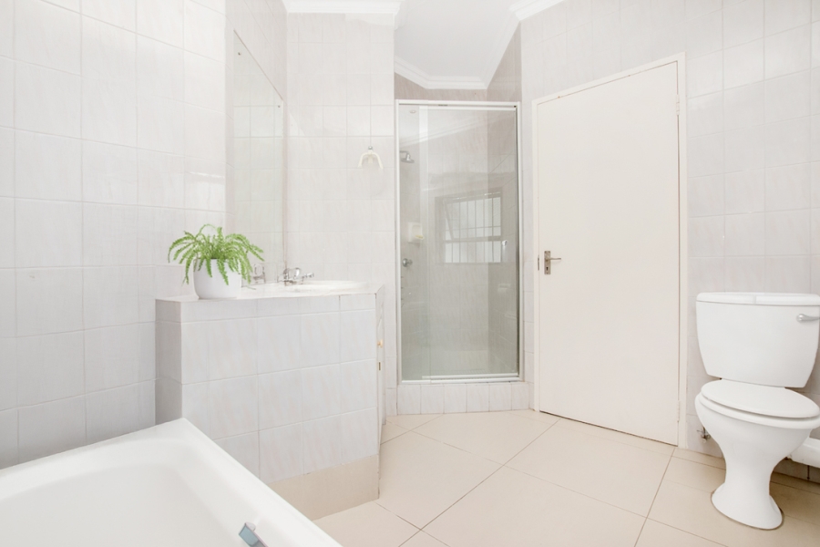 3 Bedroom Property for Sale in Bryanston Gauteng