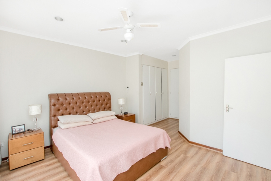 3 Bedroom Property for Sale in Bryanston Gauteng