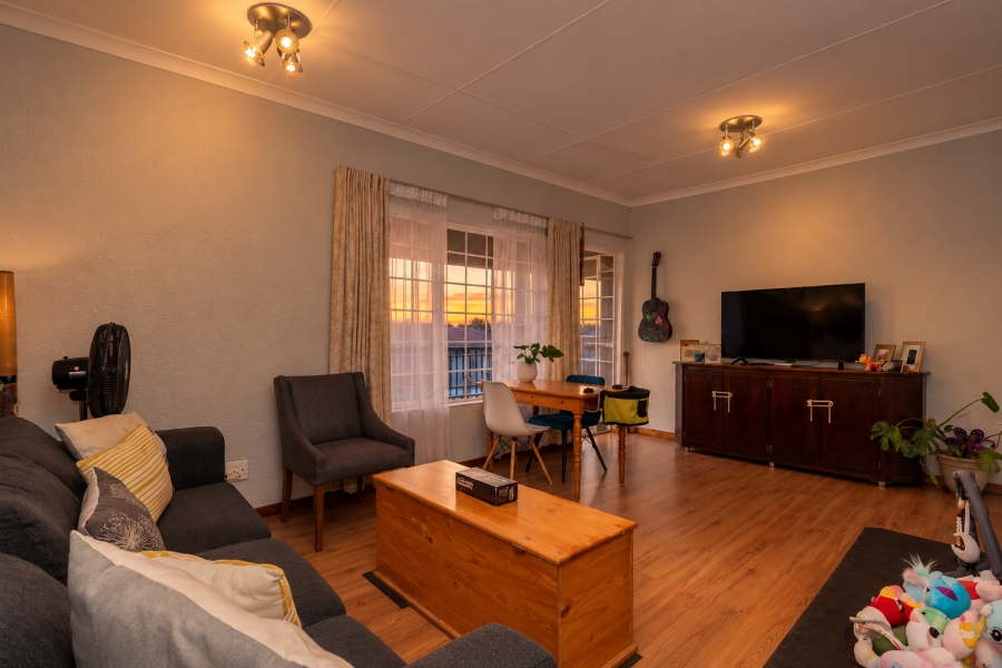 2 Bedroom Property for Sale in Farrarmere Gauteng