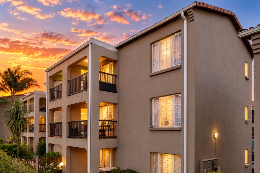 2 Bedroom Property for Sale in Farrarmere Gauteng