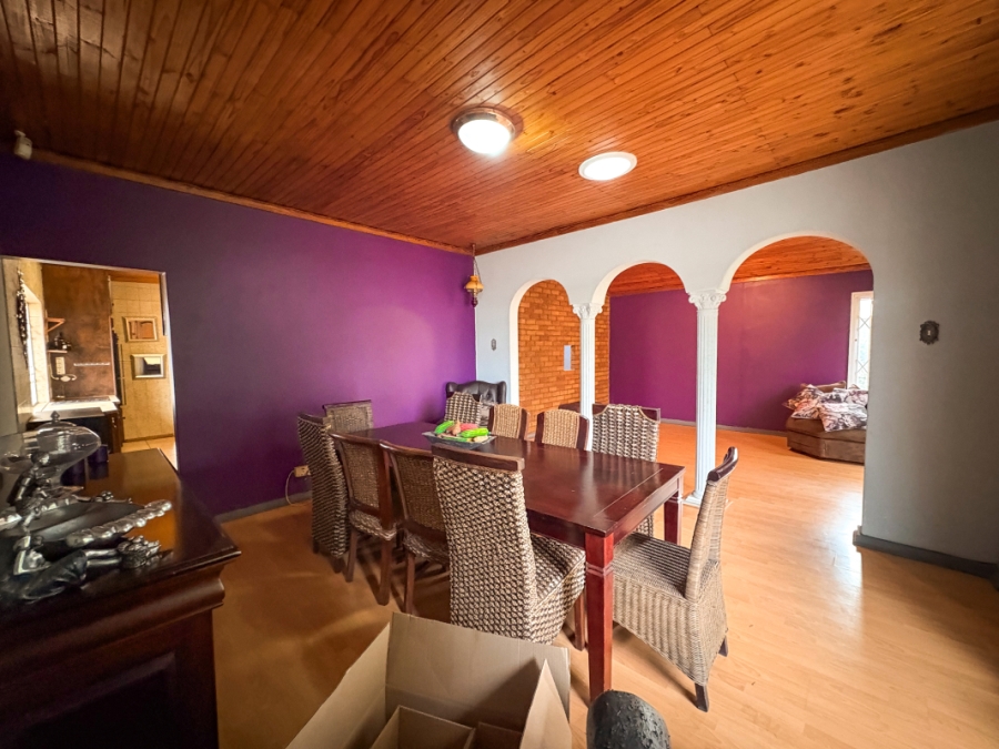 4 Bedroom Property for Sale in Wannenburghoogte Gauteng