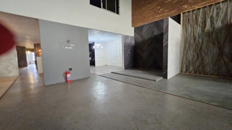 To Let commercial Property for Rent in Hennopspark Gauteng