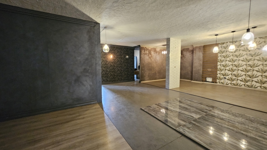 To Let commercial Property for Rent in Hennopspark Gauteng