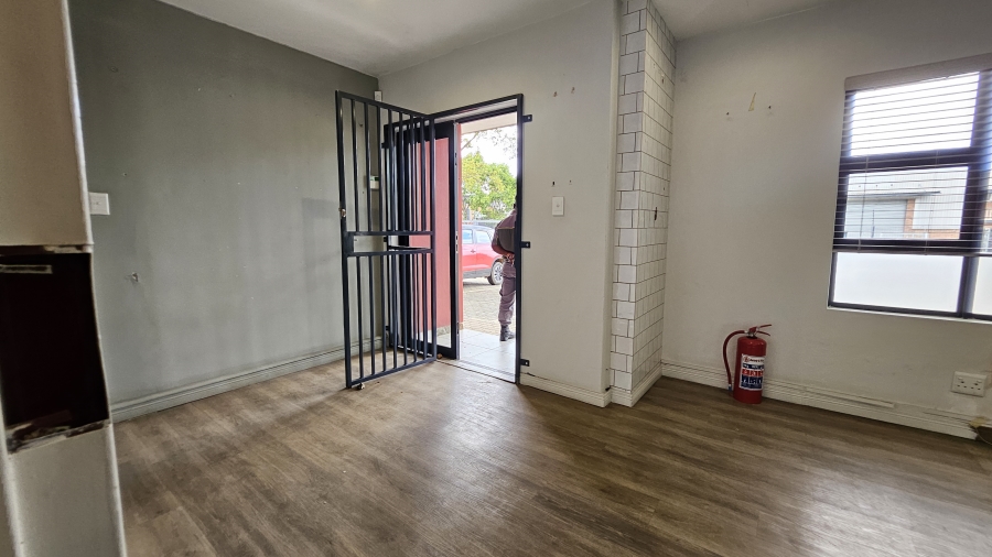 To Let commercial Property for Rent in Hennopspark Gauteng