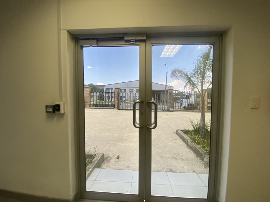 To Let commercial Property for Rent in Spartan Gauteng