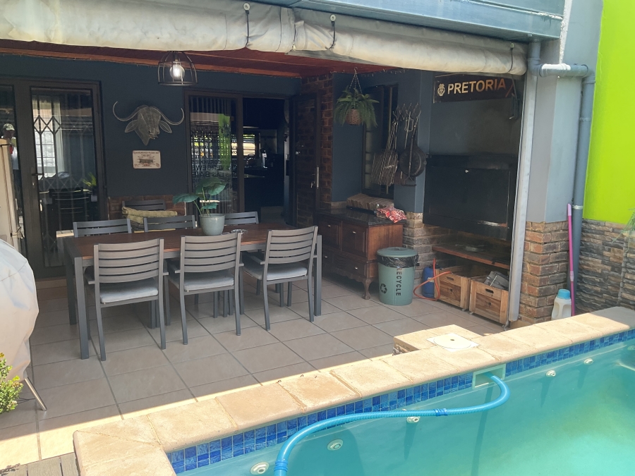 3 Bedroom Property for Sale in Olympus AH Gauteng