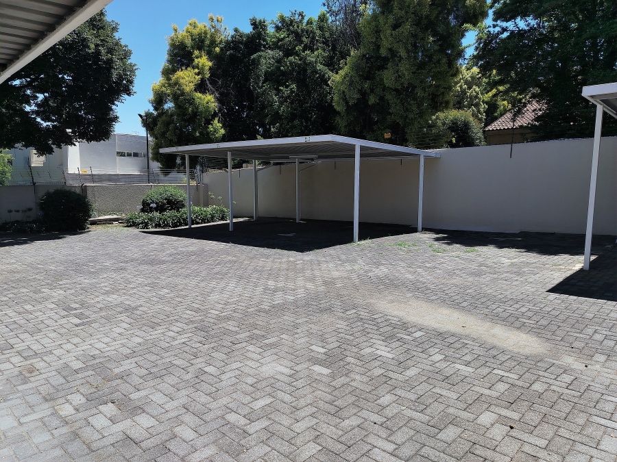 To Let 3 Bedroom Property for Rent in Sandown Gauteng