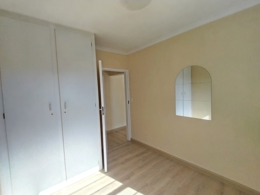 To Let 3 Bedroom Property for Rent in Sandown Gauteng