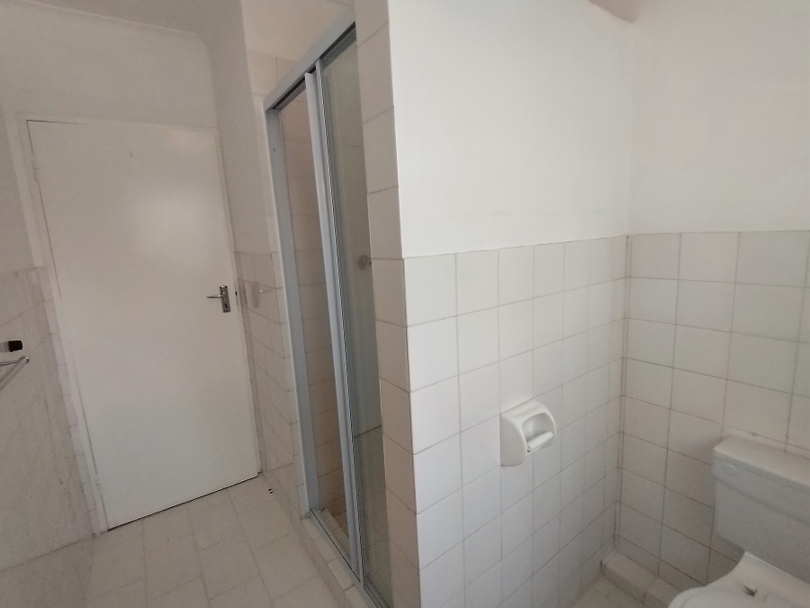 To Let 3 Bedroom Property for Rent in Sandown Gauteng