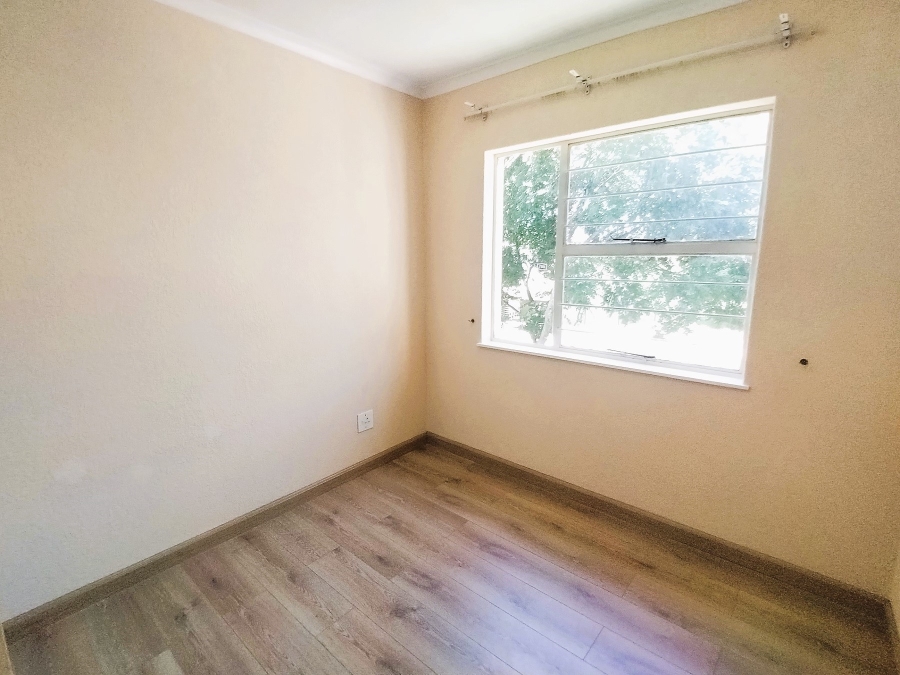 To Let 3 Bedroom Property for Rent in Sandown Gauteng