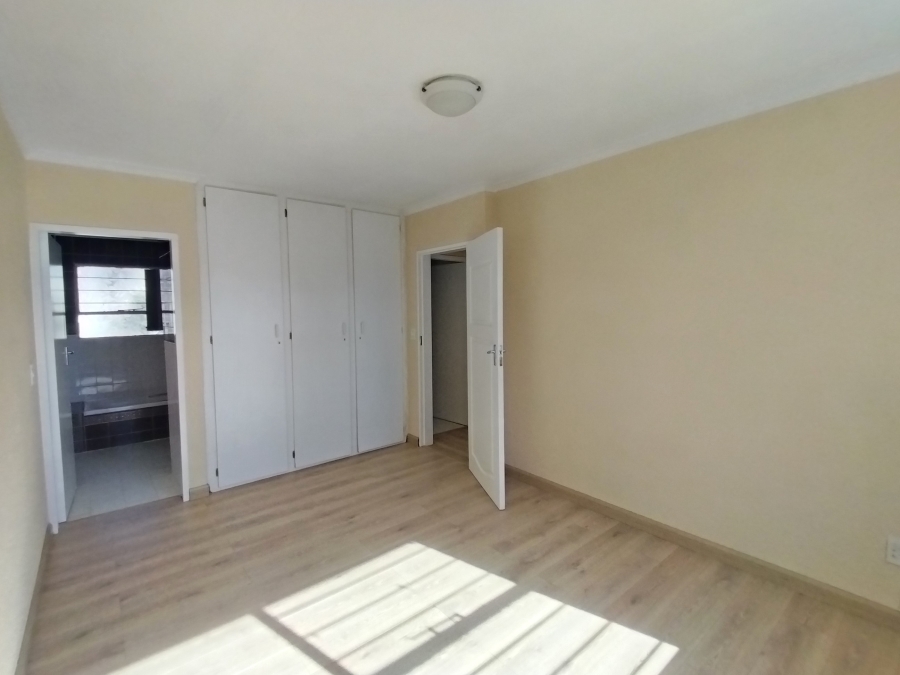 To Let 3 Bedroom Property for Rent in Sandown Gauteng