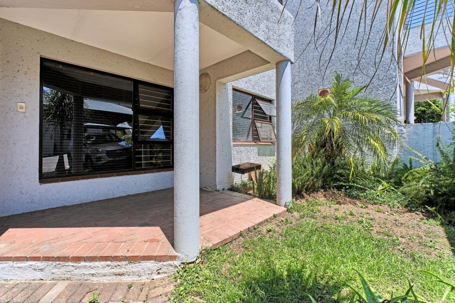 To Let 2 Bedroom Property for Rent in Paulshof Gauteng