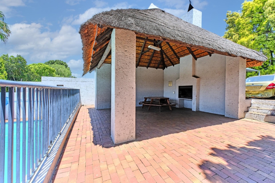 To Let 2 Bedroom Property for Rent in Paulshof Gauteng