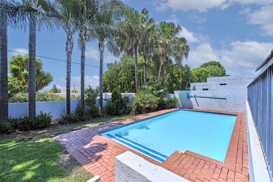 To Let 2 Bedroom Property for Rent in Paulshof Gauteng