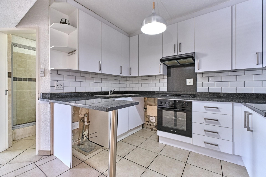 To Let 2 Bedroom Property for Rent in Paulshof Gauteng